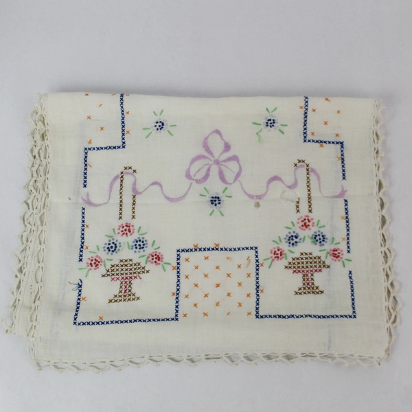 Lot of 5 Small Vintage Embroidered Tablecloths and Runner Scrap Fabric Crafting