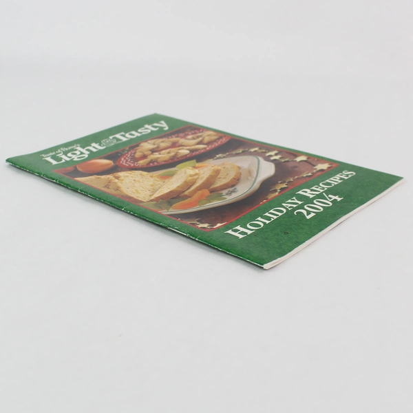 Vintage Taste of Home's Light & Tasty Holiday Recipes 2004 Booklet