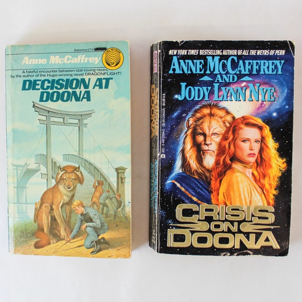 Lot of 2 Anne McCaffrey Doona Series Books Decision & Crisis on Doona