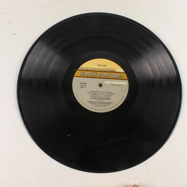 Kiki Dee 1977 The Rocket Record Company PIG-2257 Vinyl LP