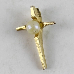 Vintage Gold Tone Cross Pendant With Faux Pearl 3/4 Inch