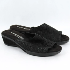 Walking Cradles Keely Black Woven Women's Heels Size 6WW