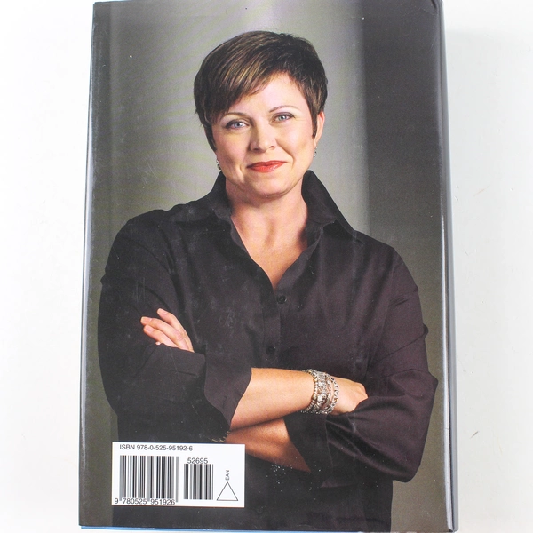 Secrets to the Grave by Tami Hoag 2011 Hardcover