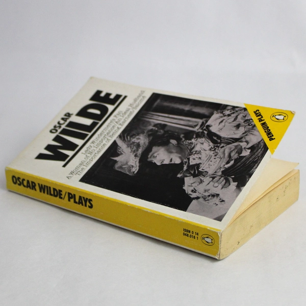Oscar Wilde Plays 1985 Penguin Books Paperback