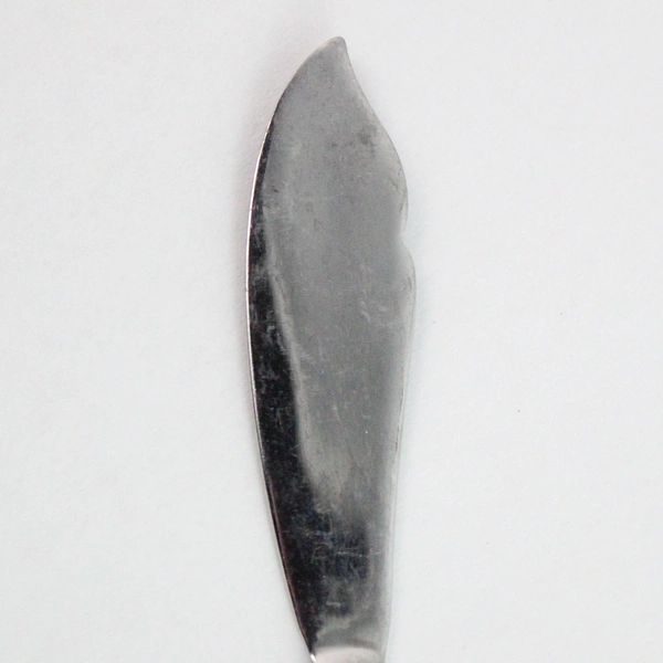 Gloria Oneida Butter Knife WMA Rogers Stainless Steel Ergonomic Design
