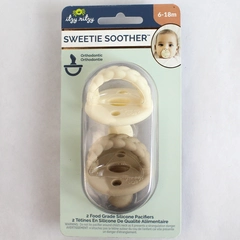 NIB Itzy Ritzy Food Grade Silicone Orthodontic Pacifiers for Babies 6-18 Months