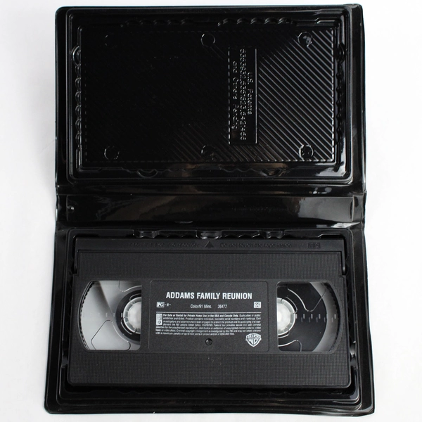 Addams Family Reunion 1998 VHS Clamshell Case Warner Home Video