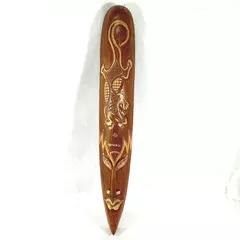 Hand Carved Tiki Mask And Gecko Hawaii Souvenir Wall Hanging 38.5 Inch