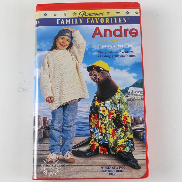 Andre VHS 1996 Clamshell Paramount Pictures Tina Majorino