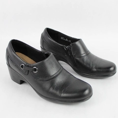 Clarks Women's Danby Black Leather Booties Size 9M Comfort Shoes Cushioned