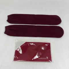 Singapore Airlines Burgundy Socks Amenity Kit Pre-Owned Great Condition
