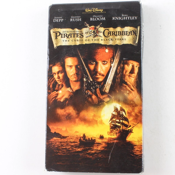 Pirates of the Caribbean The Curse of the Black Pearl VHS 2003