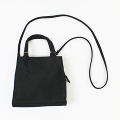 Hillard & Hanson Small Black Crossbody Zipper Closure Purse