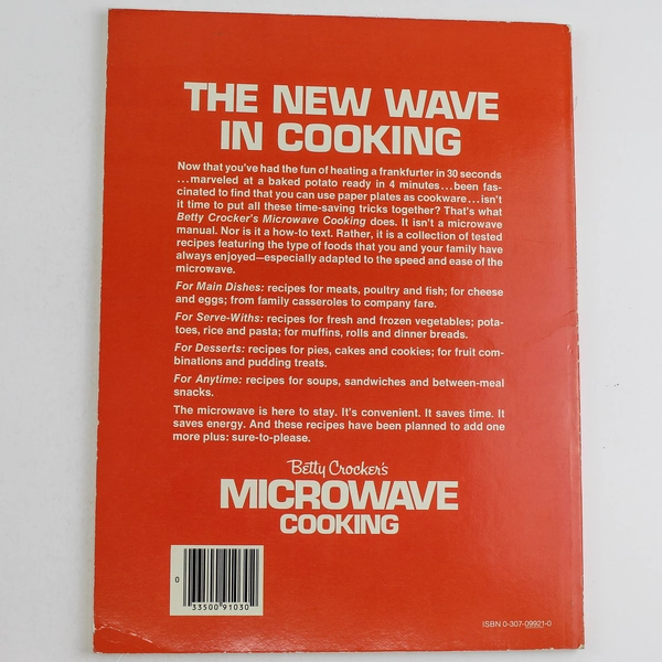 Betty Crocker's Microwave Cooking Book 175 Sure-to-Please Recipes 1981 PB