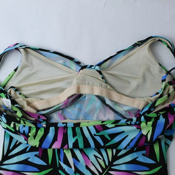 Maxine Size 16 Palm Leaf Swim Top Underwire Women's Built-in Bra
