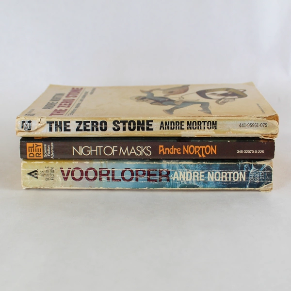 Lot of 3 Vtg PB Andre Norton Novels Voorloper Night of Masks The Zero Stone