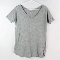 GAP Women's Gray Wash Round Hem Short Sleeve V Neck Shirt Size XS