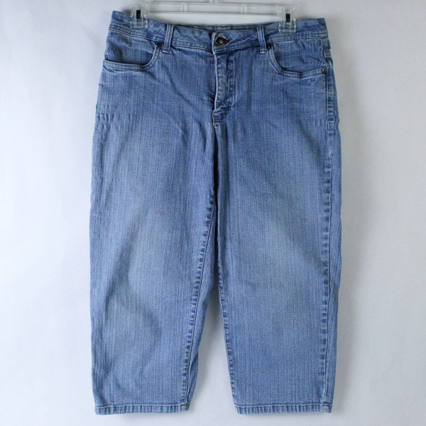 Vintage Classic Elements 14P Denim Capri Jeans Light Blue 4 Pockets