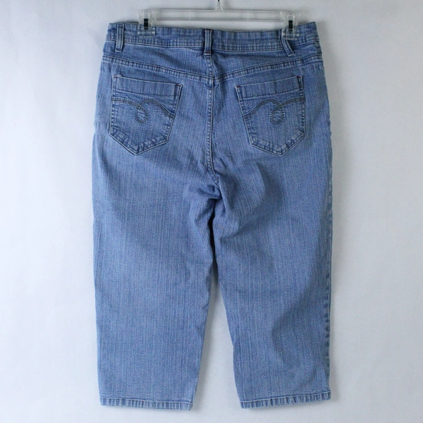 Vintage Classic Elements 14P Denim Capri Jeans Light Blue 4 Pockets