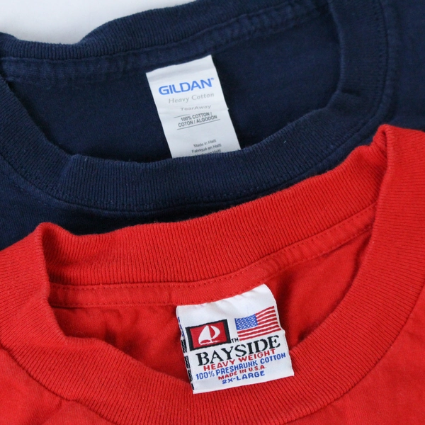Lot of 2 T Tee Shirts Men's Size 2XL Gildan Bayside Navy Blue Red Short Sleeves
