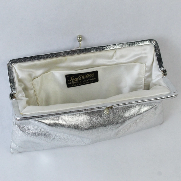 Vintage Jane Shilton Leather Clutch Silver Toned Handbag Purse Small Evening Bag