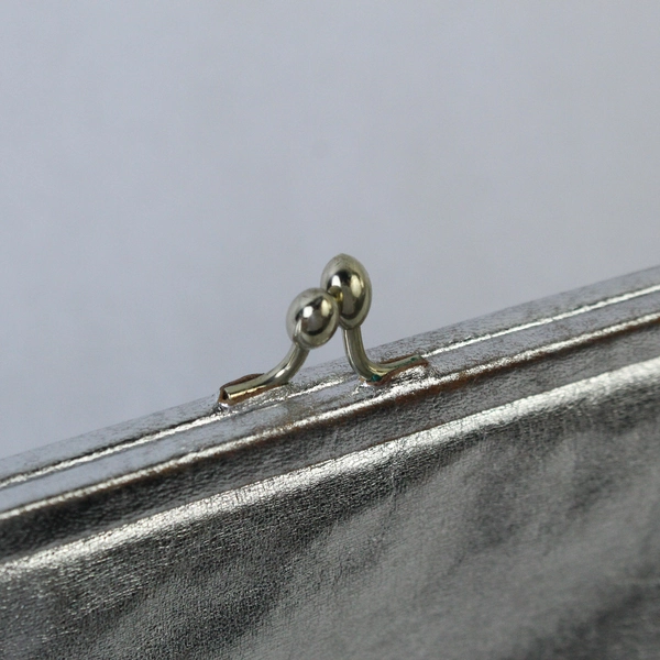 Vintage Jane Shilton Leather Clutch Silver Toned Handbag Purse Small Evening Bag