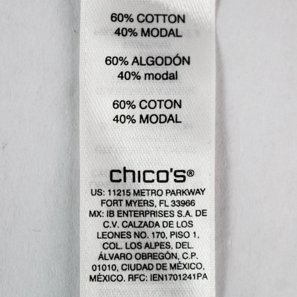 Chico's Size 1 Blue Print Women's V-Neck T-Shirt With Metal Accent