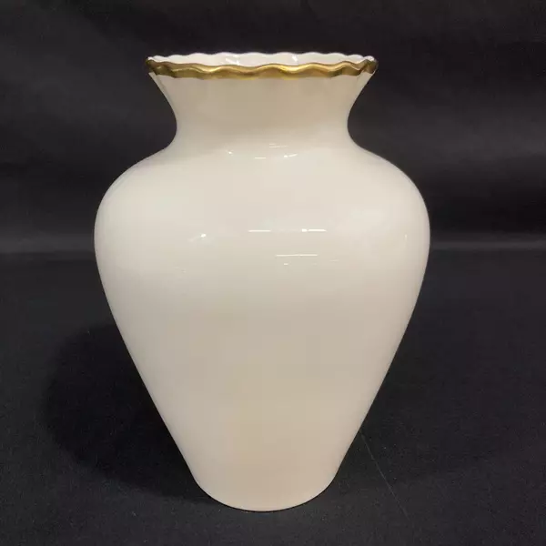 Royal Doulton Bone China Vase Cream Gold Scalloped Rim Planter Pot Crafts Decor