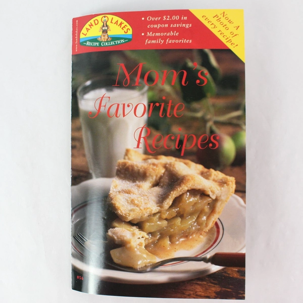 Vintage Land O Lakes Recipe Collection Magazine Mom's Favorite Issue #56 1999