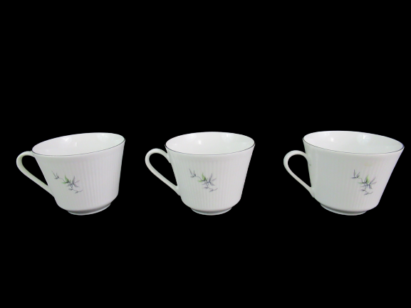 Lot of 3 Vintage Mitterteich Green Ming Platinum Trim Cups And Saucers