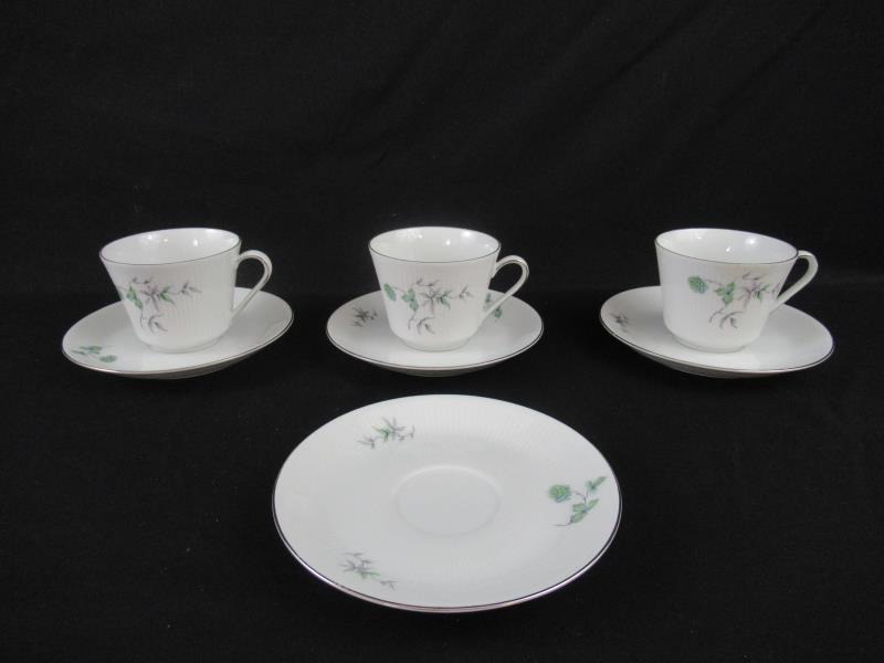3 Vintage Mitterteich Green Ming Platinum Trim Cups And 4 Saucers