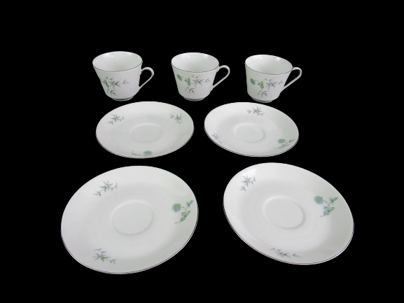 3 Vintage Mitterteich Green Ming Platinum Trim Cups And 4 Saucers