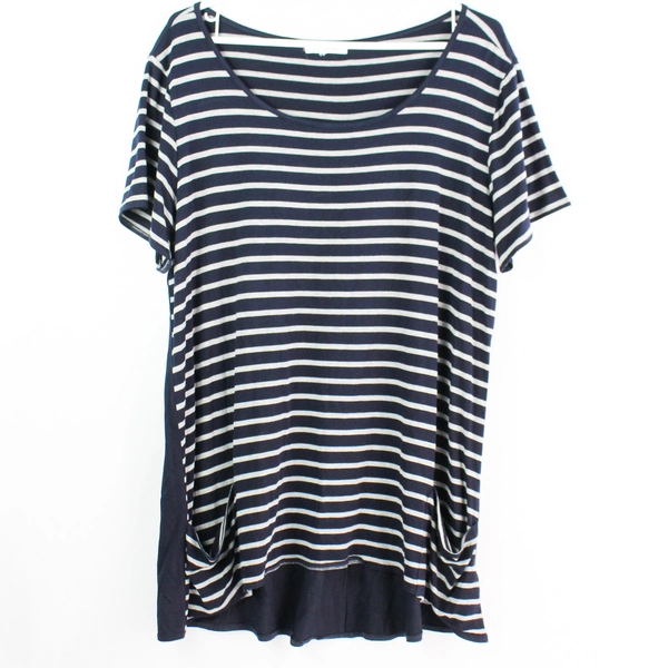 Ava James Navy Blue and Gray Striped T-Shirt with Pockets Women's Large