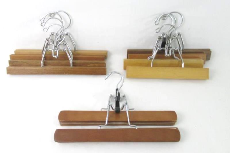 Lot of 10 Vintage Wood Wooden Clip Pants Hangers Bottoms Oak Finish Hook