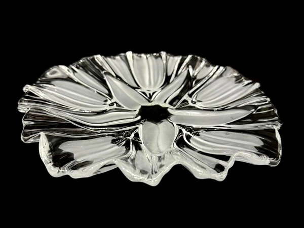 Mikasa Tulips Satin Decorative Crystal Plate 9" Ruffled Edges