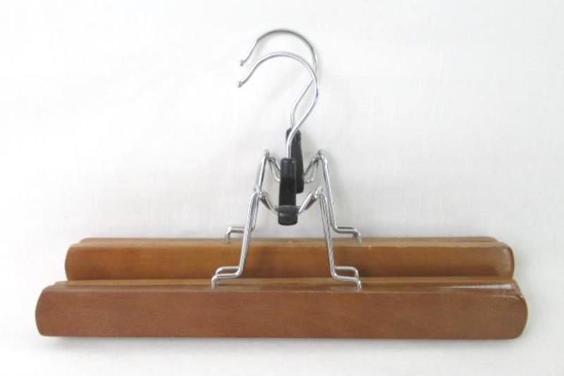 Lot of 10 Vintage Wood Wooden Clip Pants Hangers Bottoms Oak Finish Hook