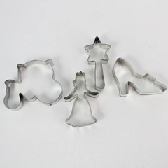 Lot Of 4 Princess Design Metal Cookie Cutters Birthday Holiday Baking