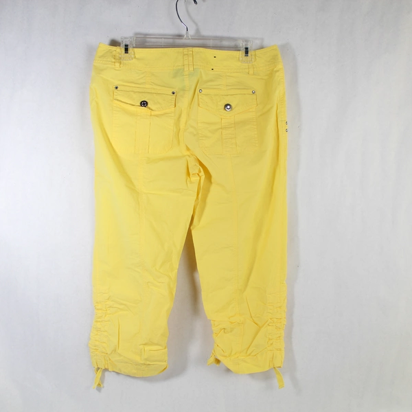 I.N.C. Cropped Pants Women's Size 8 Yellow with Rhinestones Good Condition