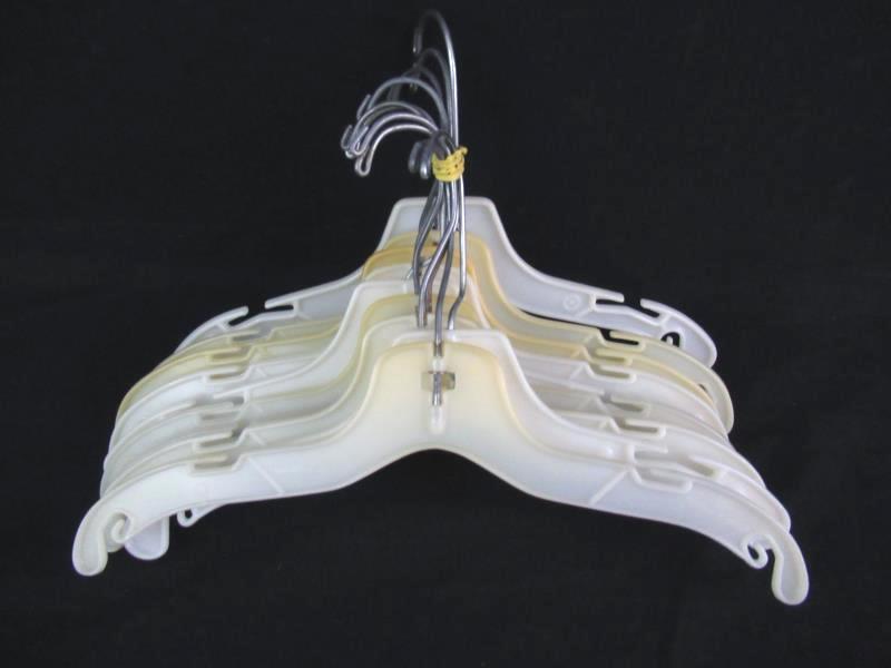 Lot of 40 White Kid's Plastic Retail Hangers Hook Double Notched Children Store