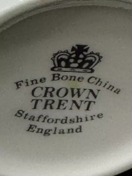 Crown Trent Bone China Coffee Cups Set of 2 Floral Gold Trim Pre-Owned