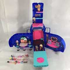 LOL Surprise 4 in 1 Blue Glamper Fashion Camper Play Set w/ 8 Dolls Accessories
