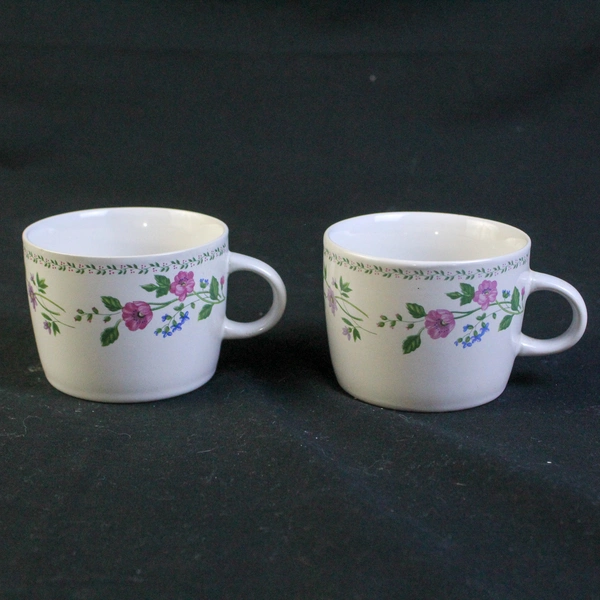 Lot of 2 Vintage Farberware English Garden Stoneware Coffee Cups 225
