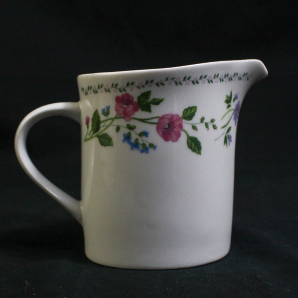 Vintage 1993 Farberware English Garden 225 Creamer Stoneware Kitchen Collectible