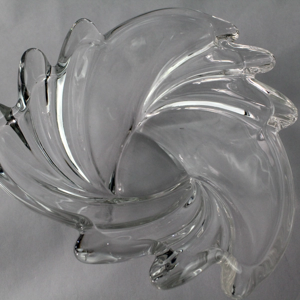 Mikasa Clear Glass Decorative Swing Bowl Centerpiece Kitchen Home Decor