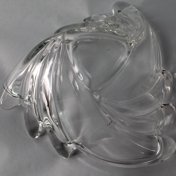 Mikasa Clear Glass Decorative Swing Bowl Centerpiece Kitchen Home Decor