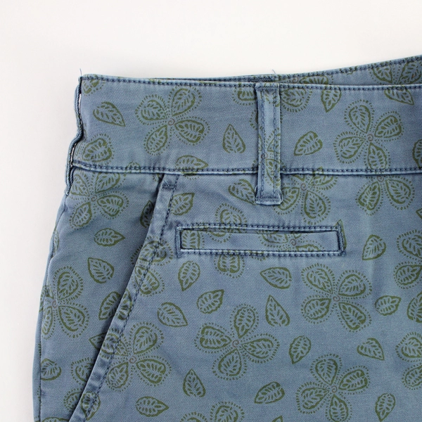 Orvis Blue Leaf Patterned Cotton Bermuda Shorts Women's Size 10