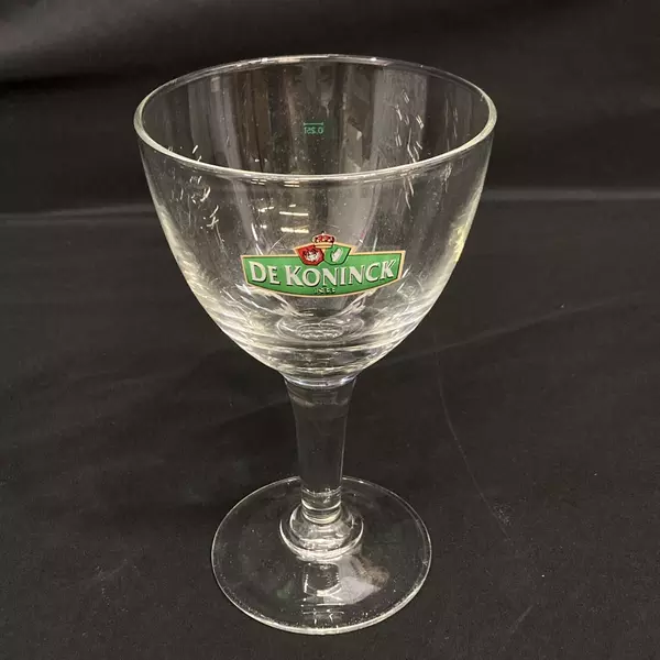 Lot Of 3 Mixed Footed Beer Glasses From Belgium De Koninck Petrus Belgique Ale