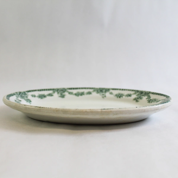 Maddock & Sons Oval Dish Green Leaf Floral Design 8" Diameter Pre-Owned