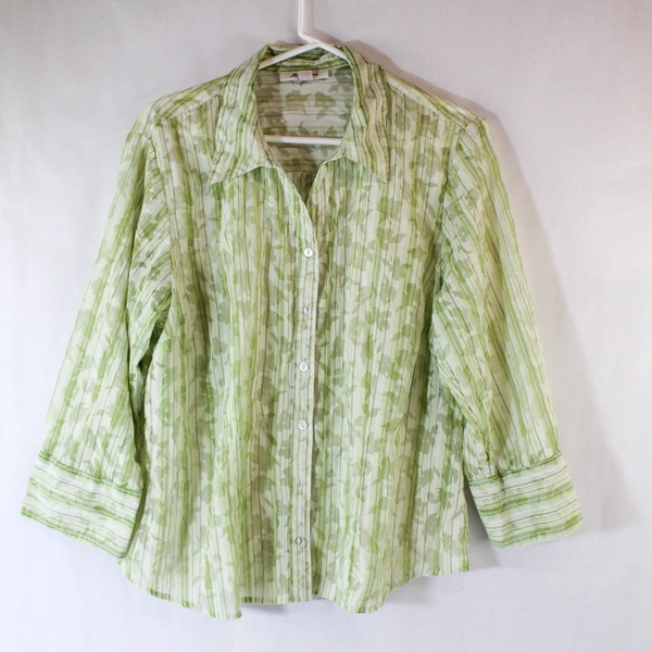 JM Collection Women's Size 12 Green White Floral Long Sleeve Shirt Blouse