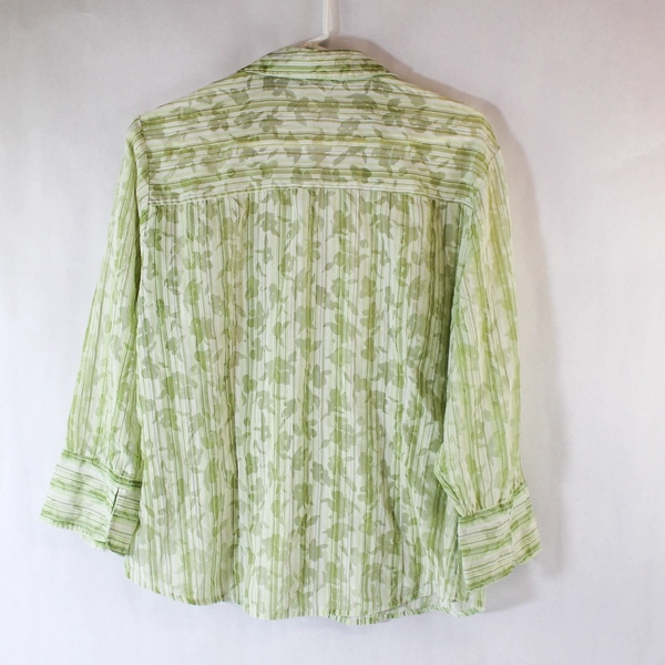 JM Collection Women's Size 12 Green White Floral Long Sleeve Shirt Blouse